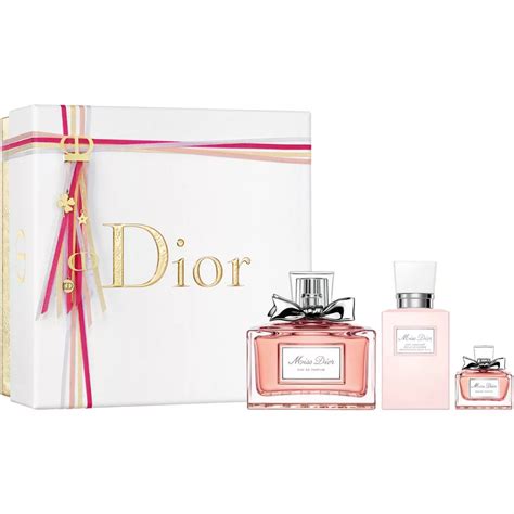 dior petit theatre gift set|Dior Petit Théâtre: Miss Dior Eau de Parfum Fragrance Set .